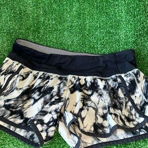 Lululemon Athletic Shorts size 6
